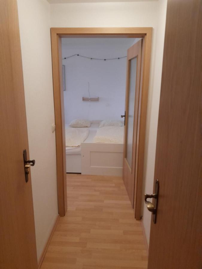 Apartment Mit Kueche Und Balkon Oder Terrasse, Ruhig Und Gut Erreichbar Piding Exterior foto