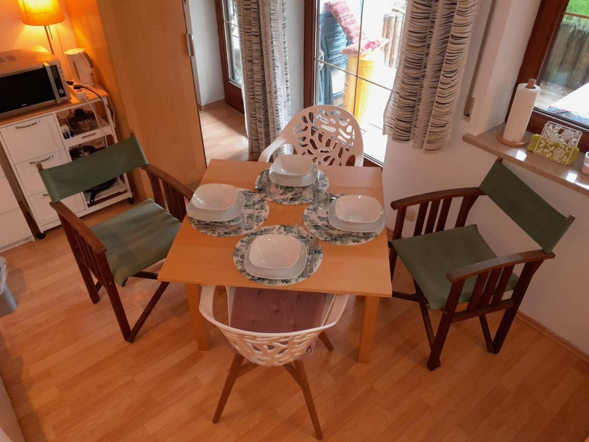 Apartment Mit Kueche Und Balkon Oder Terrasse, Ruhig Und Gut Erreichbar Piding Exterior foto